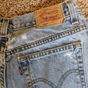 Light Wash 550 Jean Cutoffs